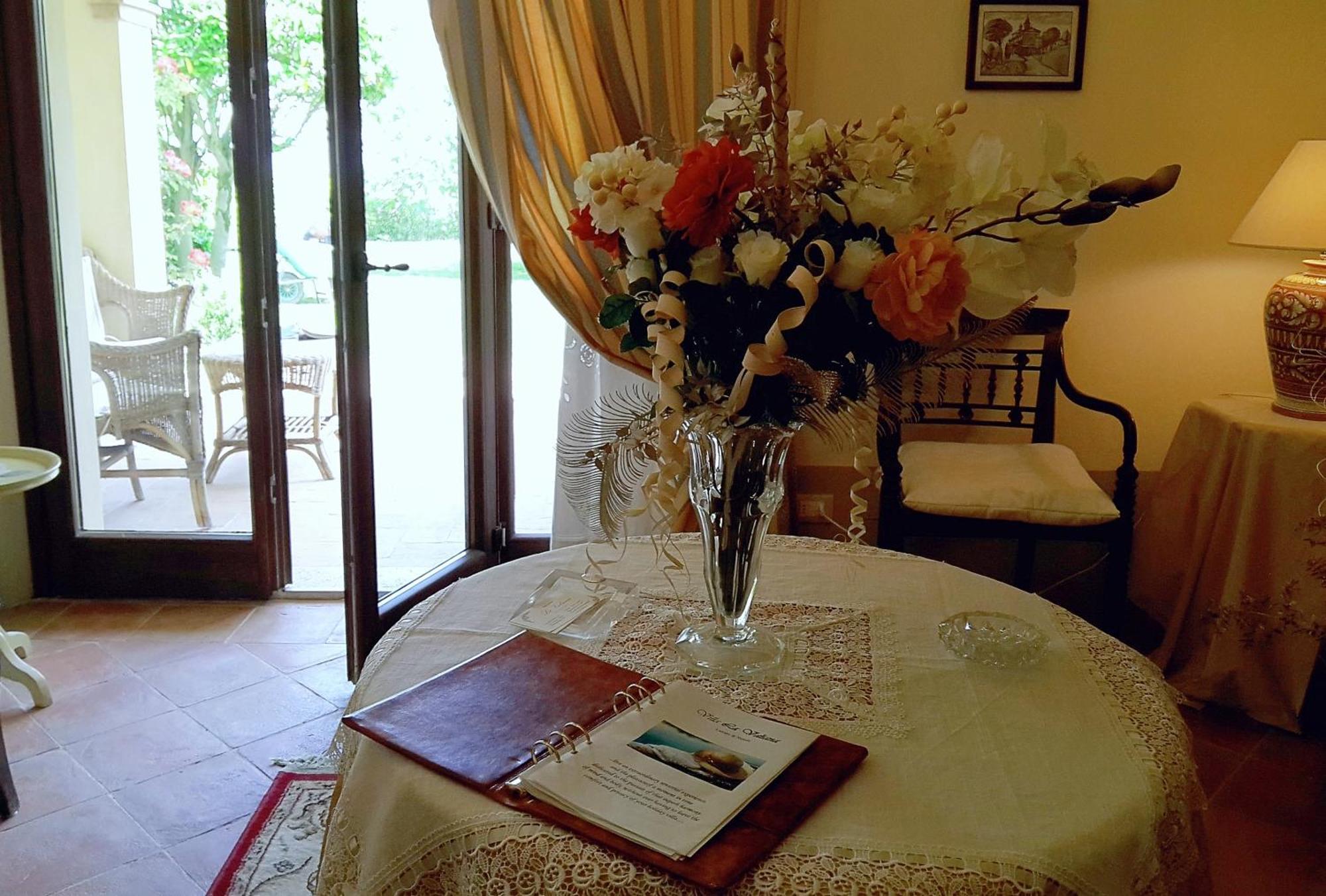 Villa La Valiana - Full Estate in Montepulciano - HEATED POOL Valiano Habitación foto